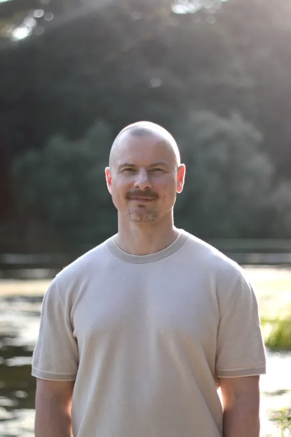 Piotr Fester, Registered Psychotherapist (Qualifying)